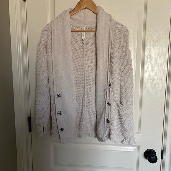 Lululemon cardigan sweater 4 - Picture 1 of 5